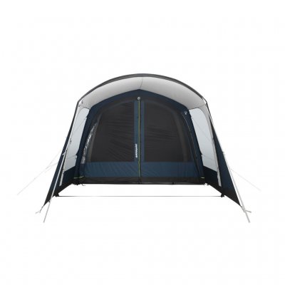 Stort, ljust och rymligt allrum på familjetältet Outwell Hayward Lake 4ATC.