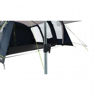 Stengene på presenningen kan enkelt justeres i høyden.