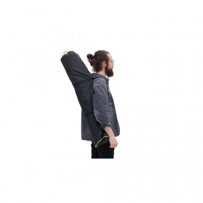 Bæreveske følger med ved kjøp av Outwell Parton frontrute for enkel oppbevaring og transport