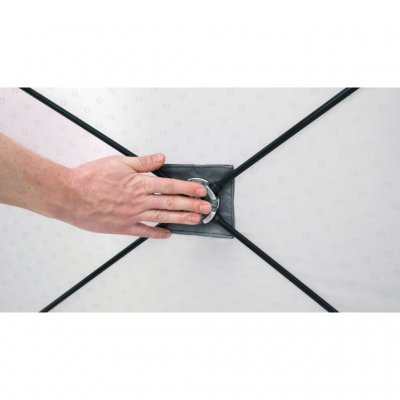 Enkel montering - trykk navet i midten av hver seksjon til det klikker