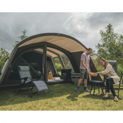 Outwell Nashville 5 Air TC tilbyr et luftig og fleksibelt design – perfekt for familiemoro utendørs med maksimal komfort og plas