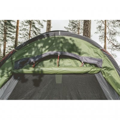 Robens Cima Versa 4 – smart plassert ventilasjon over hovedinngangen for bedre luftsirkulasjon og redusert kondens.