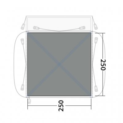 Mattan täcker allrummet i biltältet