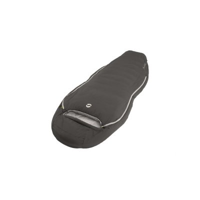 Outwell Oak Lux är en mycket packvänlig och varm sovsäck med en innovativ form som gör det lätt att ligga på sidan.