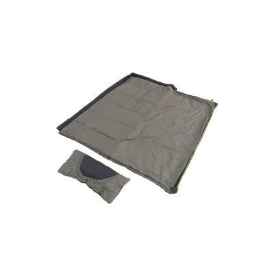 Sovsäcken går öppna helt för att använda som täcke.