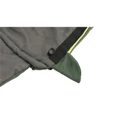 Kanten mot dragkedjan är skyddad mot kalldrag på Outwell Contour Lux XL sovsäck.