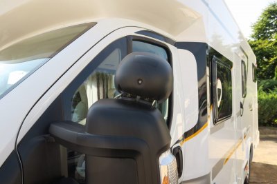 Backspegeln passar personbilar, husbilar och Vans.