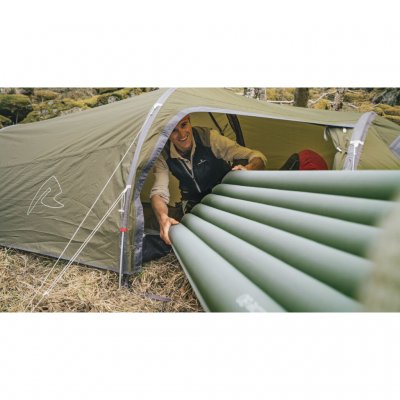 Slitstark yta i 100% polyester och en isolering i microthermo