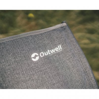 Campingstolen Rosewood fra Outwell har polstring i sete og rygg.