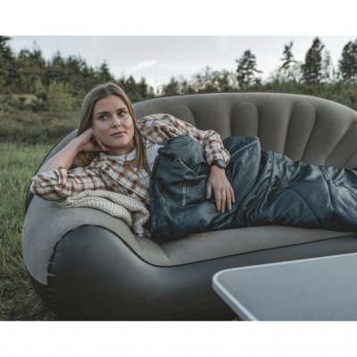 Nydelig oppblåsbar sofa fra Easy Camp som forsterker campingopplevelsen!