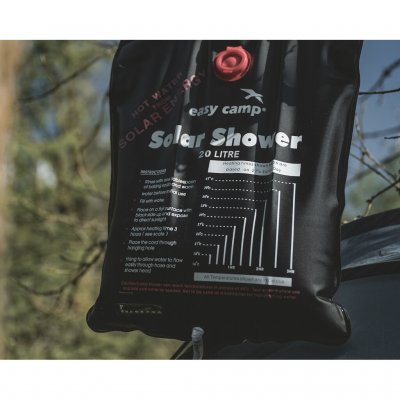 Kan enkelt henges og har innebygget termometer.