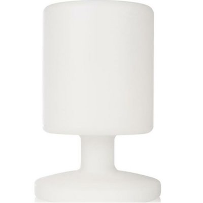 Laddningsbar led-lampa för campingsemestern.
