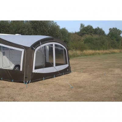 Frontpanel till Telta Sky 400 soltak från sidan.