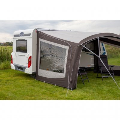 Sideveggene gir beskyttelse mot sol, regn og vind.