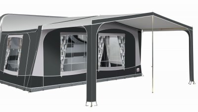 Dorema Palma soltak till till förtält.