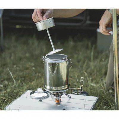Perkolator kaffekanne i aluminium på 1,4 liter.