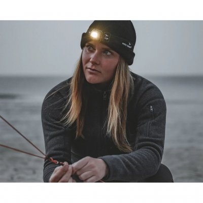 Lampen passer godt til turer eller når du utfører oppgaver om natten.