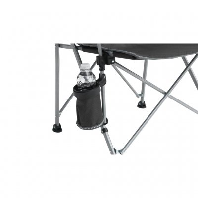 Stolen har en praktisk koppholder.