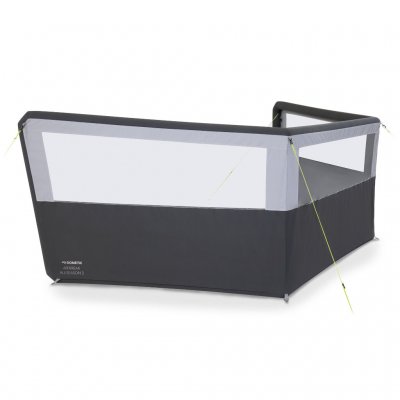 Dometic Air Break Pro 3 All-season är ett stabilt och långt vindskydd på 6,8 m med luftkanaler.