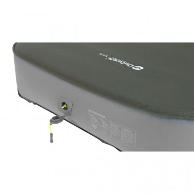 Doble FHF-ventiler (Flat High Flow) gir rask oppblåsing og enkel tømming av madrassen.