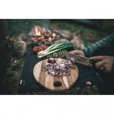 Lite bord som passer perfekt til små telt, dagsturer, stranden eller piknik, da det også fungerer godt å sitte på bakken og spis