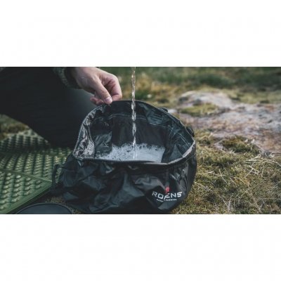 Allsidig sammenleggbar balje laget av slitesterk nylon.
