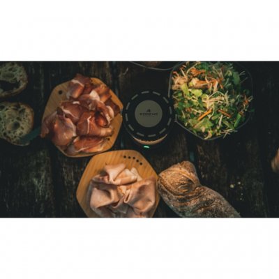 Kompakt og kraftig oppladbar campinglykt med lysstyrke på opptil 1000 lumen.