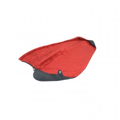 Glidelås i full lengde gjør at soveposen kan åpnes helt og brukes som en dyne.