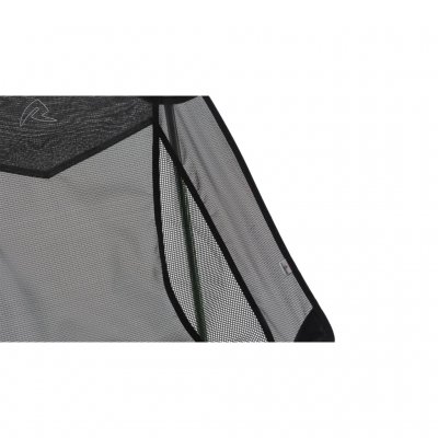 Meshpaneler gir komfort og lar stolen puste.