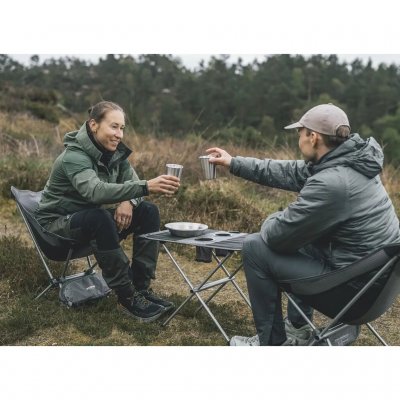 2-pakning kopper i slitesterkt rustfritt stål. Kan stables for å redusere pakkestørrelsen.