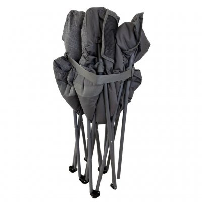 Campingsoffan från Smart Living viks upp och ihop på några sekunder.