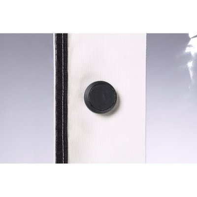 Diskreta fästen ger snygga skarvar och hörn.